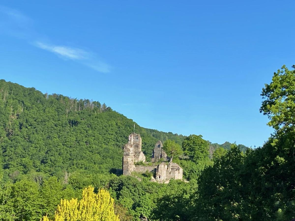 Haus Maria Isenburg - Naturpark Rhein-Westerwald Dış mekan fotoğraf